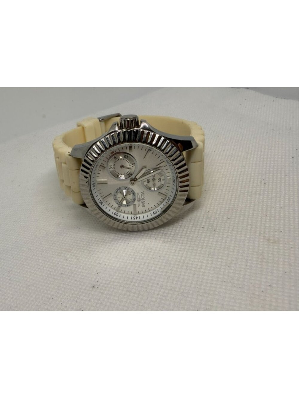 Invicta Angel Womens Quartz Watch Cream Silicone Strap Model 27101 Water Resista - Picture 8 of 11